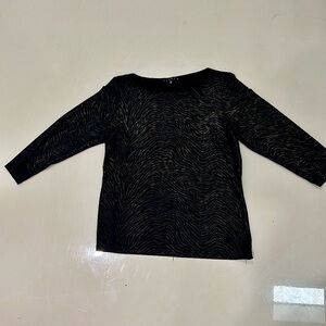 💜BOGO SALE💜 Black and gold top